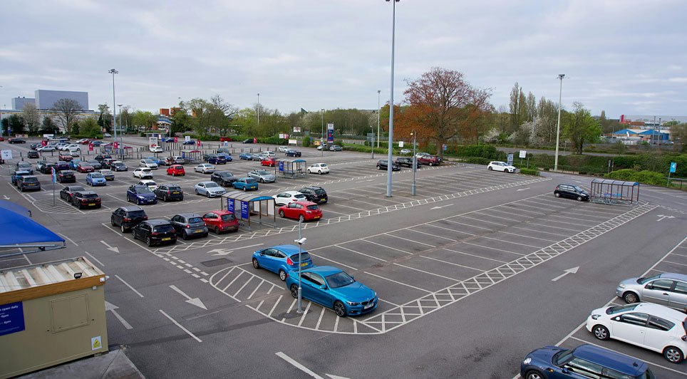 New Law Delays The Abolition Of Hospital Parking Fees
